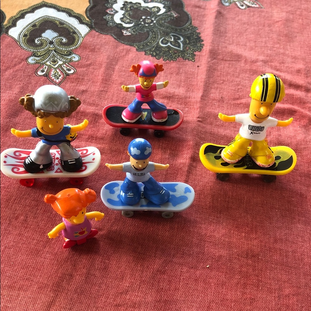 Sonic drive thru magnetic skateboard collectibles
